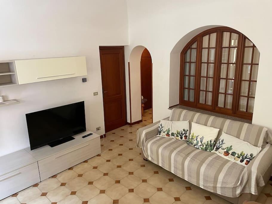 Appartamento In Centro Storico Finale Ligure Ngoại thất bức ảnh