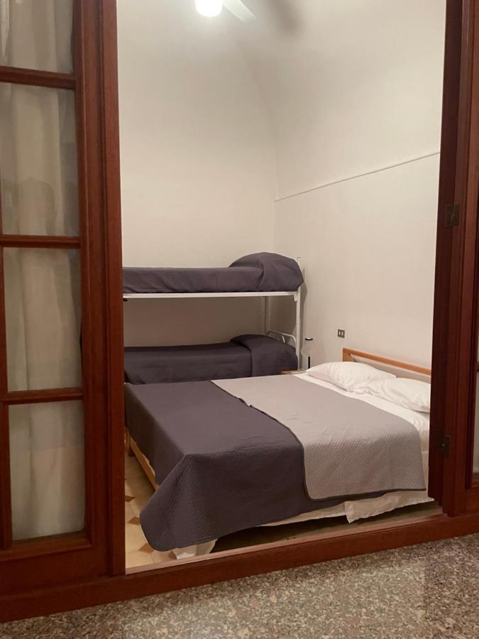 Appartamento In Centro Storico Finale Ligure Ngoại thất bức ảnh